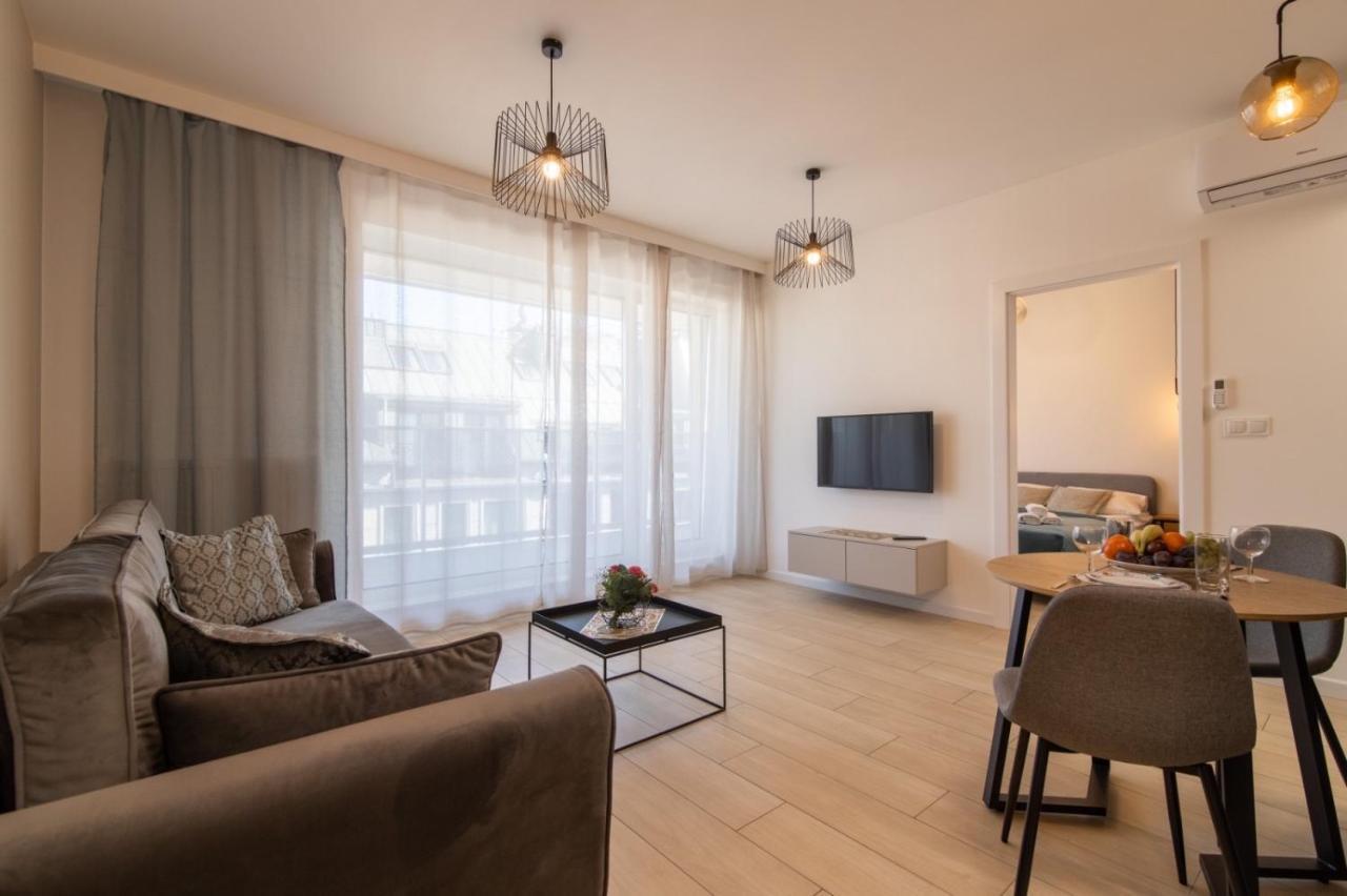 Vip Apartamenty Butikowa เบียวิสตอก ภายนอก รูปภาพ