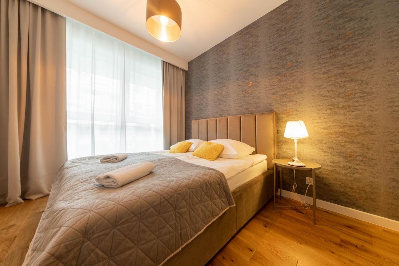 Vip Apartamenty Butikowa เบียวิสตอก ภายนอก รูปภาพ